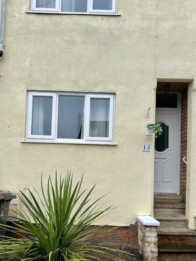 4 Bedroom Terrace House Wellingborough Exterior foto